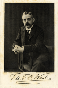 107077 Portret van prof.dr. F.A.F.C. Went, geboren 1863, hoogleraar in de natuurkunde aan de Utrechtse hogeschool ...